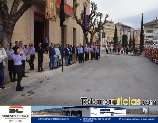Recogida bandera Jueves Santo 2019 - 10